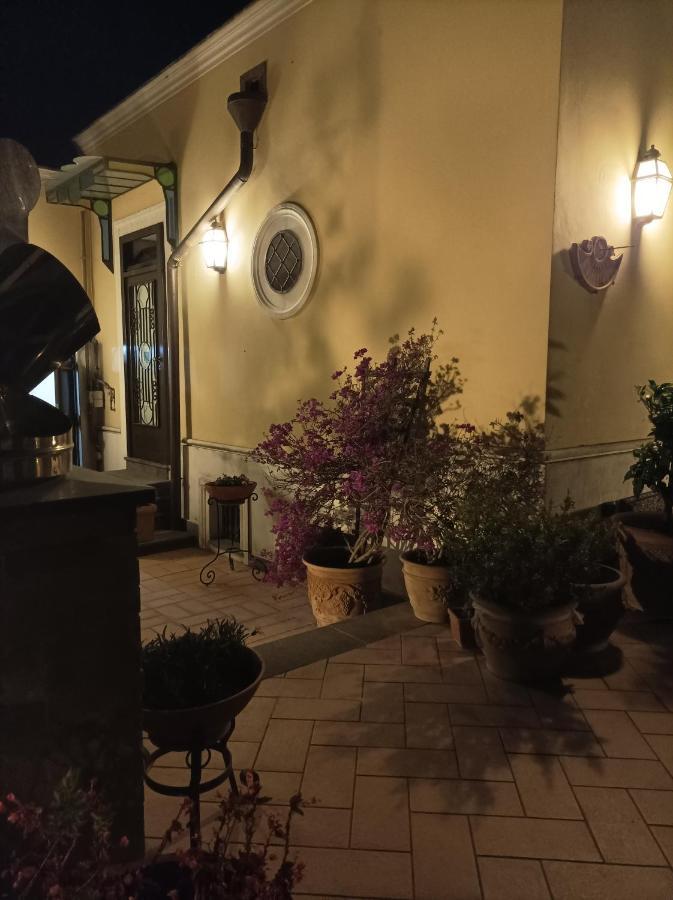 Il Portoncino Bed and Breakfast Neapel Exteriör bild